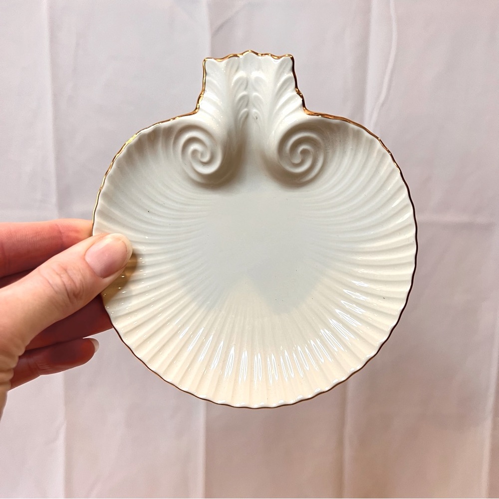 LENOX | cream and gold shell trinket dish